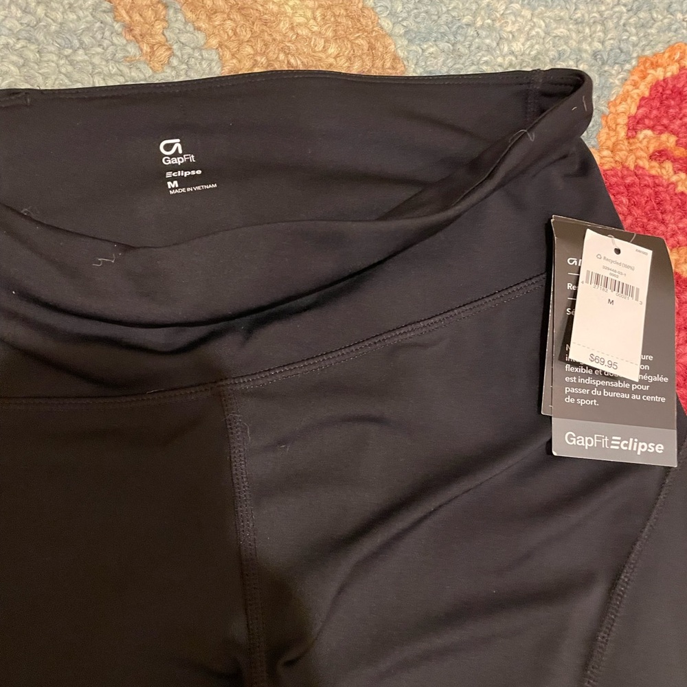 Gap leggings size M Capri length NWT